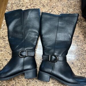Classic Black Mid-Calf Buckle Boots - Women